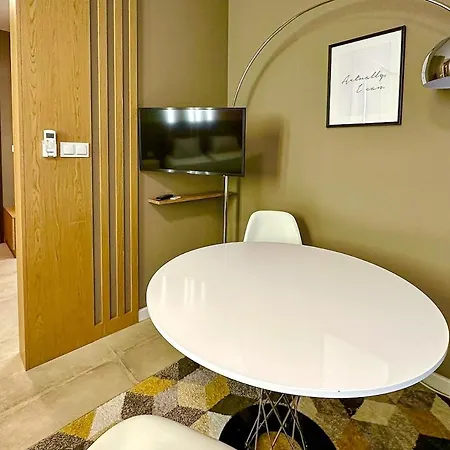 Odolany Apartment, Wola, Wi-fi, Parking, Jana Kazimierza 32, Balkon, 31m2 * Varsó